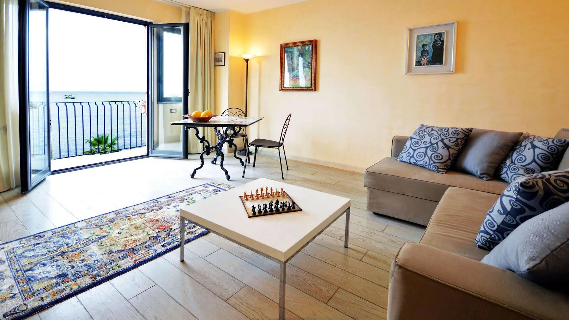 Mar Dei Poeti - Luxury Suites Torre Archirafi 3*,  Italy