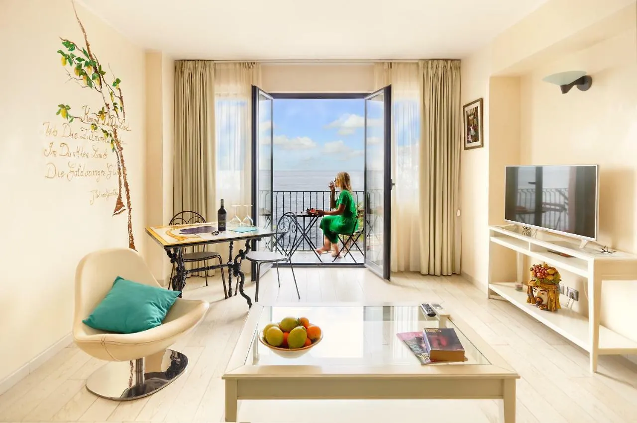 *** Bed & Breakfast Mar Dei Poeti - Luxury Suites Torre Archirafi Italy